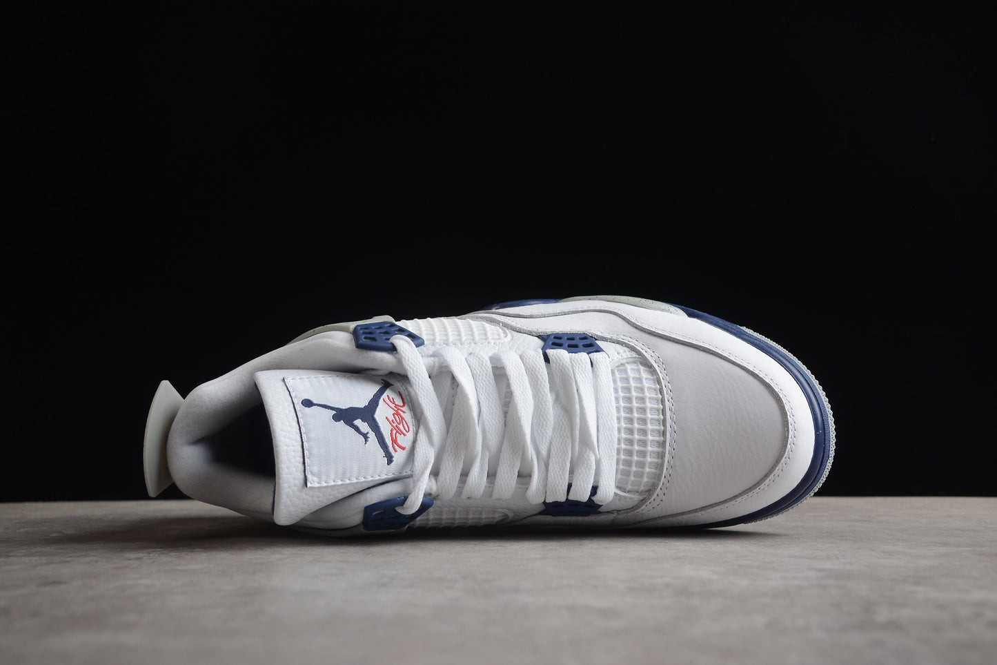 Air Jordan 4 Retro DH6927-140