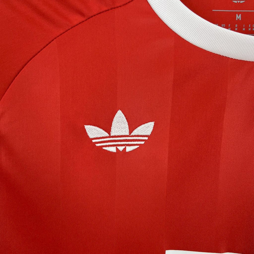 Bayern Munich 2025/26 Portero