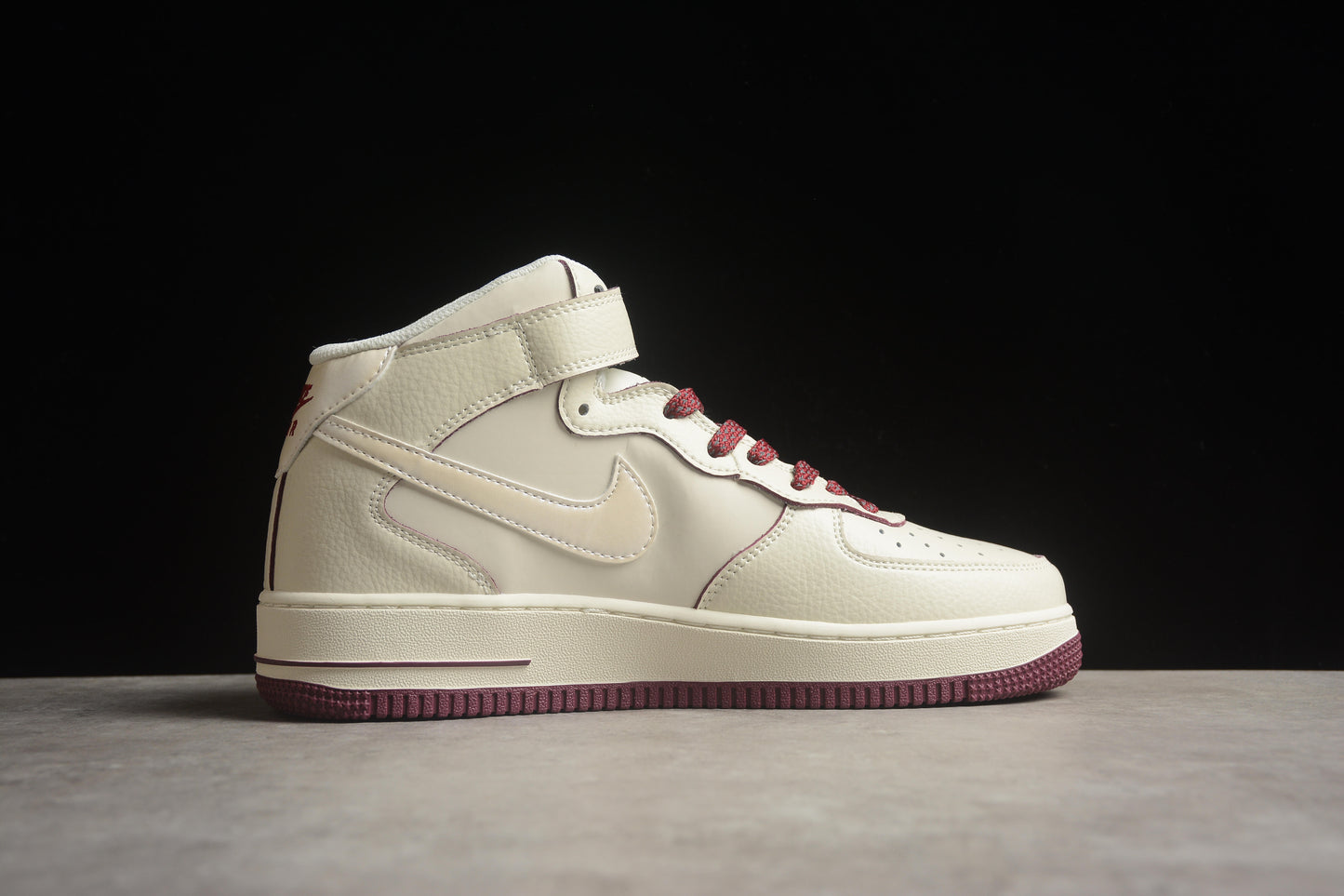 Nike Air Force 1 SG2356-803