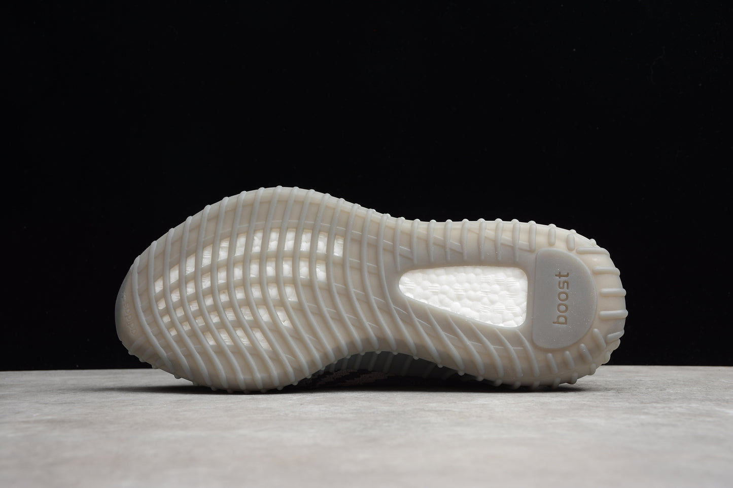 Adidas Yeezy Boost 350V2 AH2203