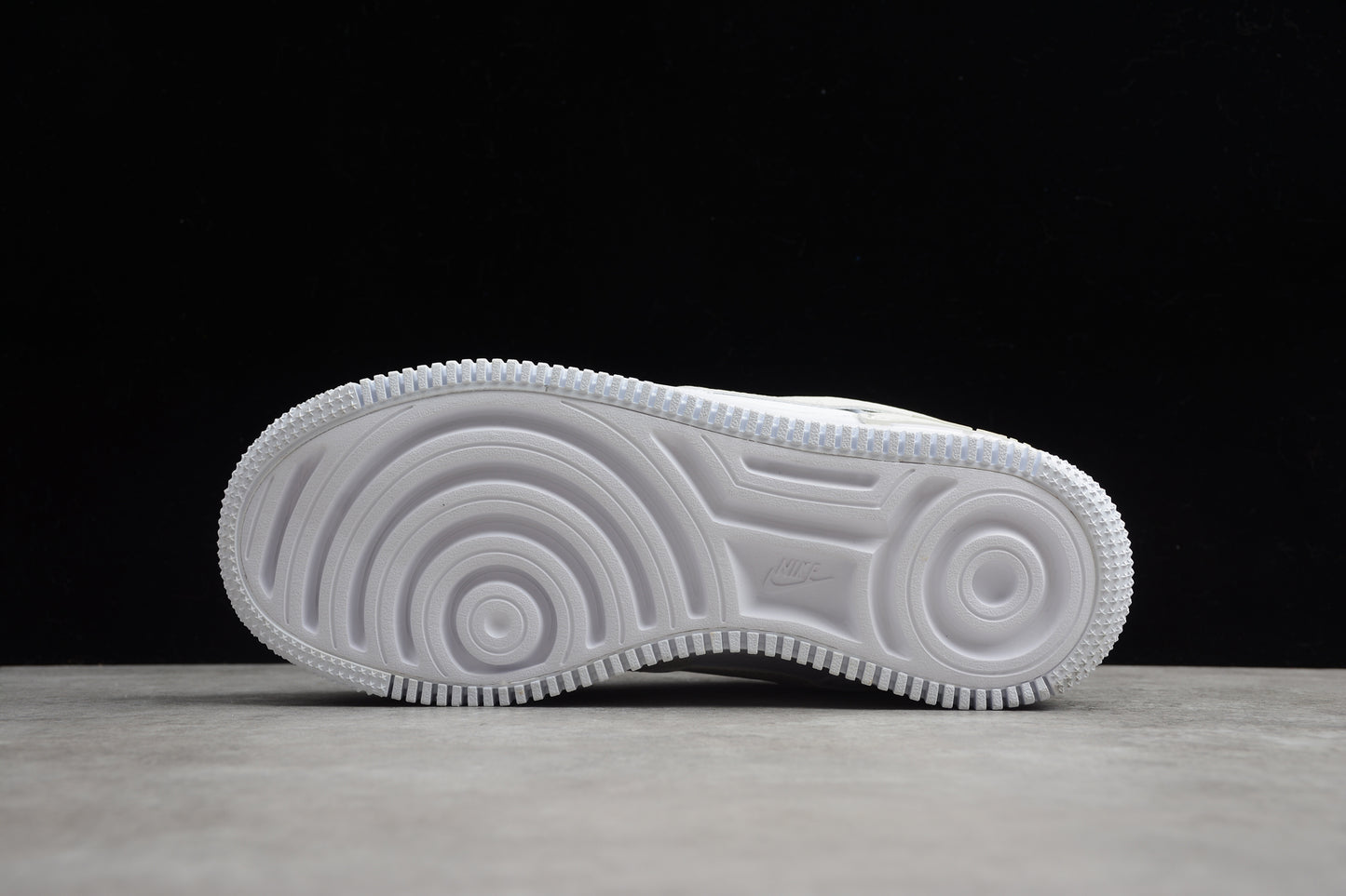 Nike Air Force 1 Shadow CZ8107-100