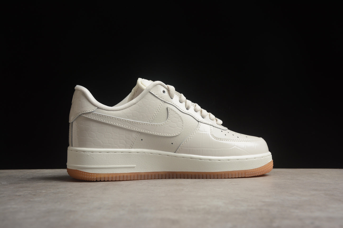 Nike Air Force 1 DZ2708-001