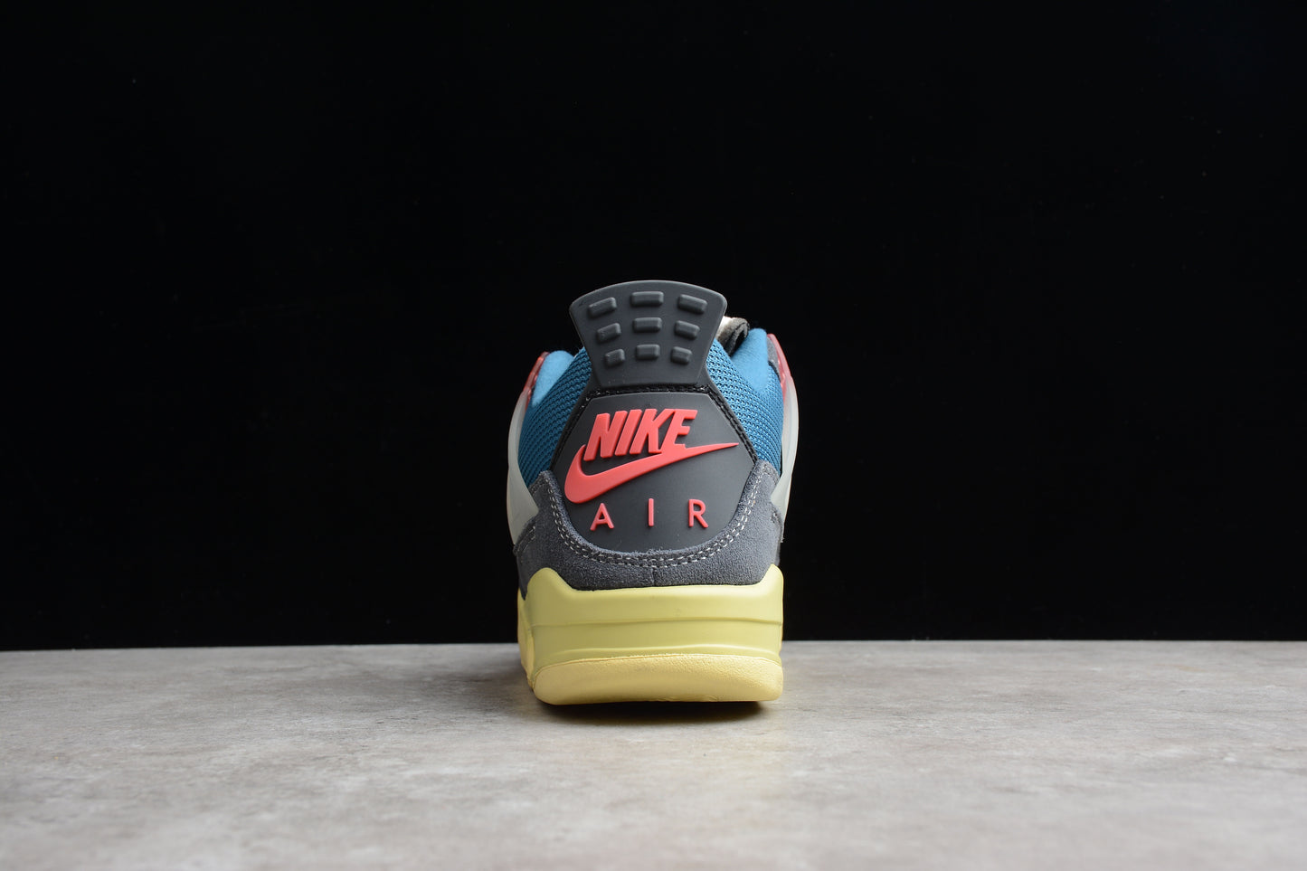 Air Jordan 4 Retro DC9533-001