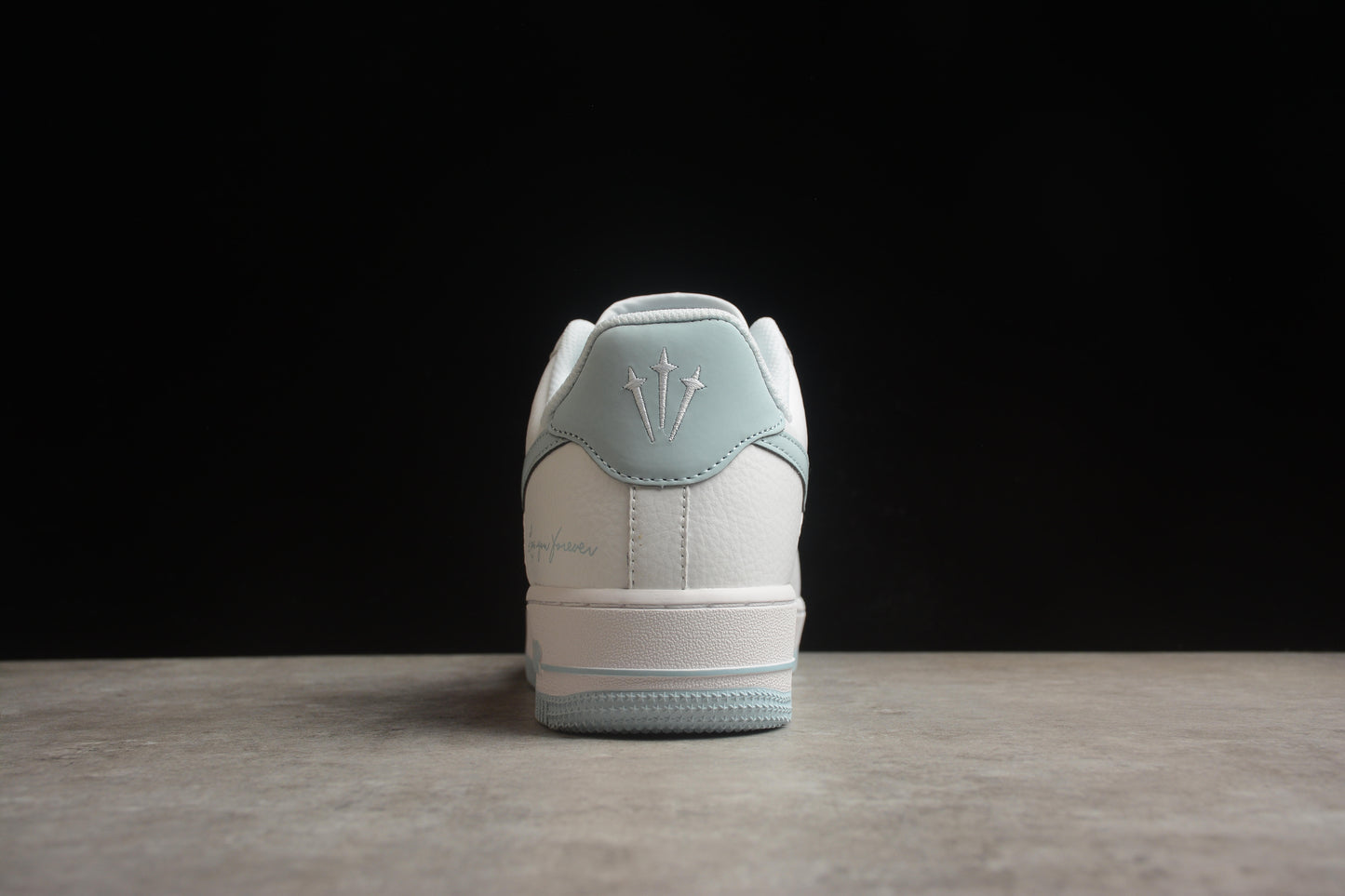 Nike Air Force 1 LO1718 061