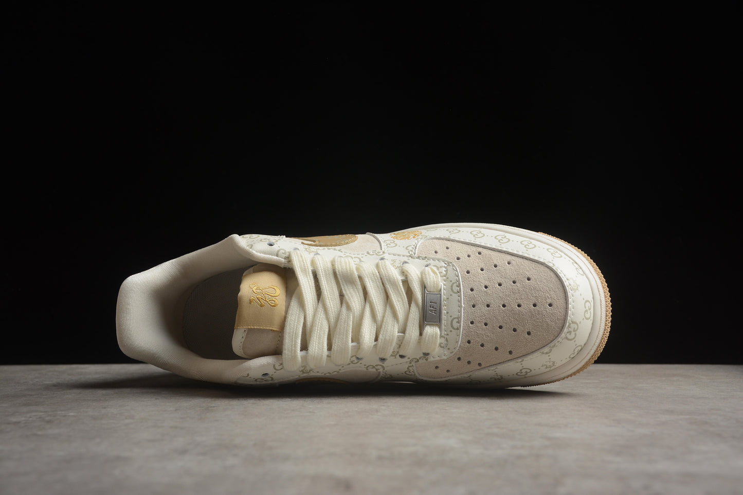Nike Air Force 1 LX1988-005