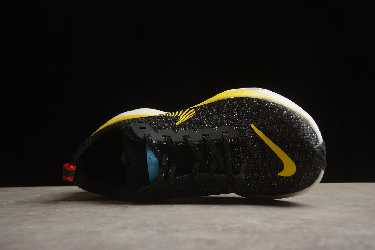 Nike Zoom X Invincible Run Fk 3 DR2660-002