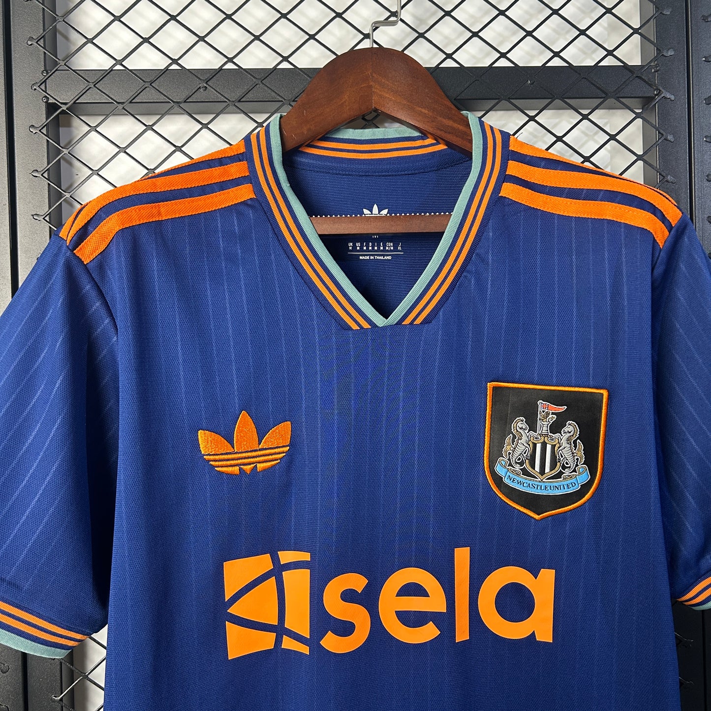 Newcastle United 2025/26 Thirt