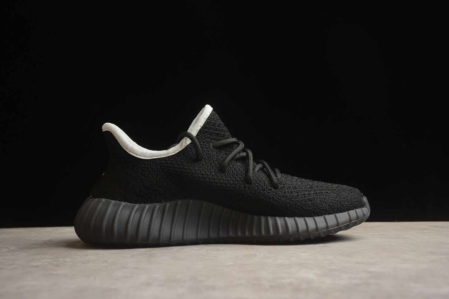 Adidas Yeezy Boost 350V2 TF1382