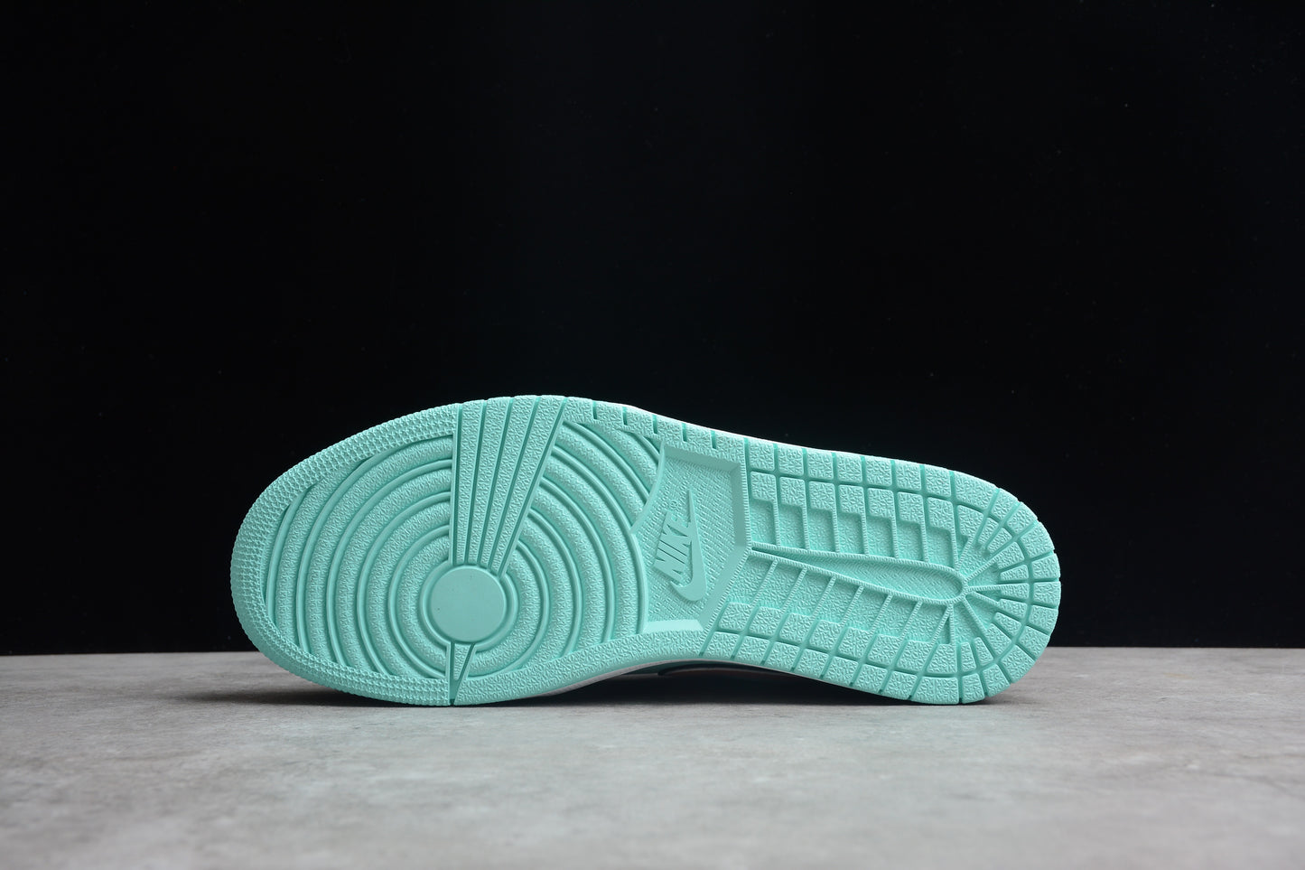 Nike Air Jordan 1 Low CK3022-301