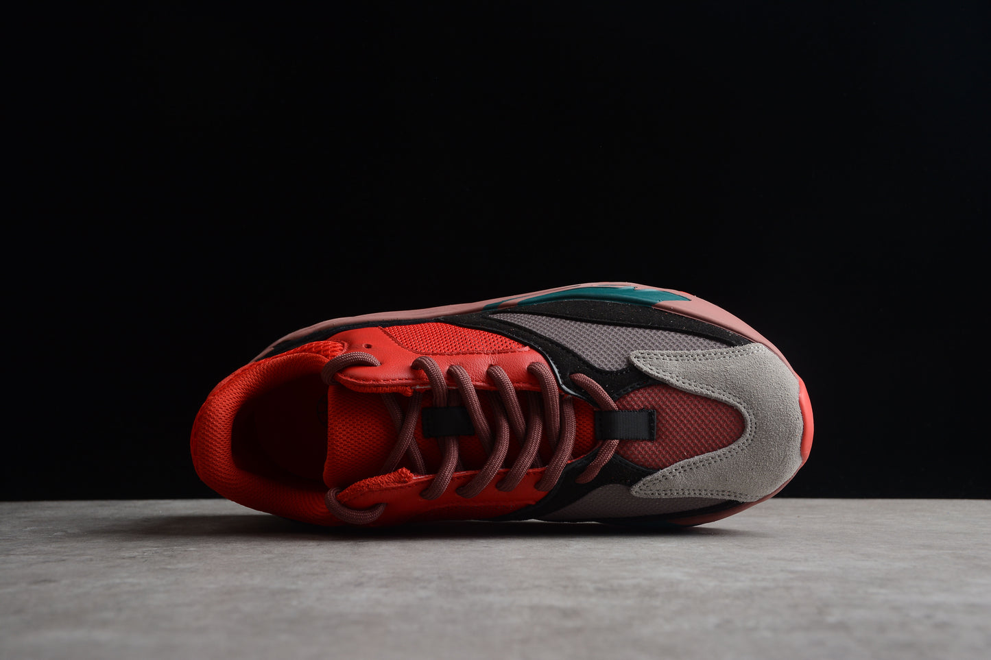 Adidas YEEZY Boost 700 HQ6979