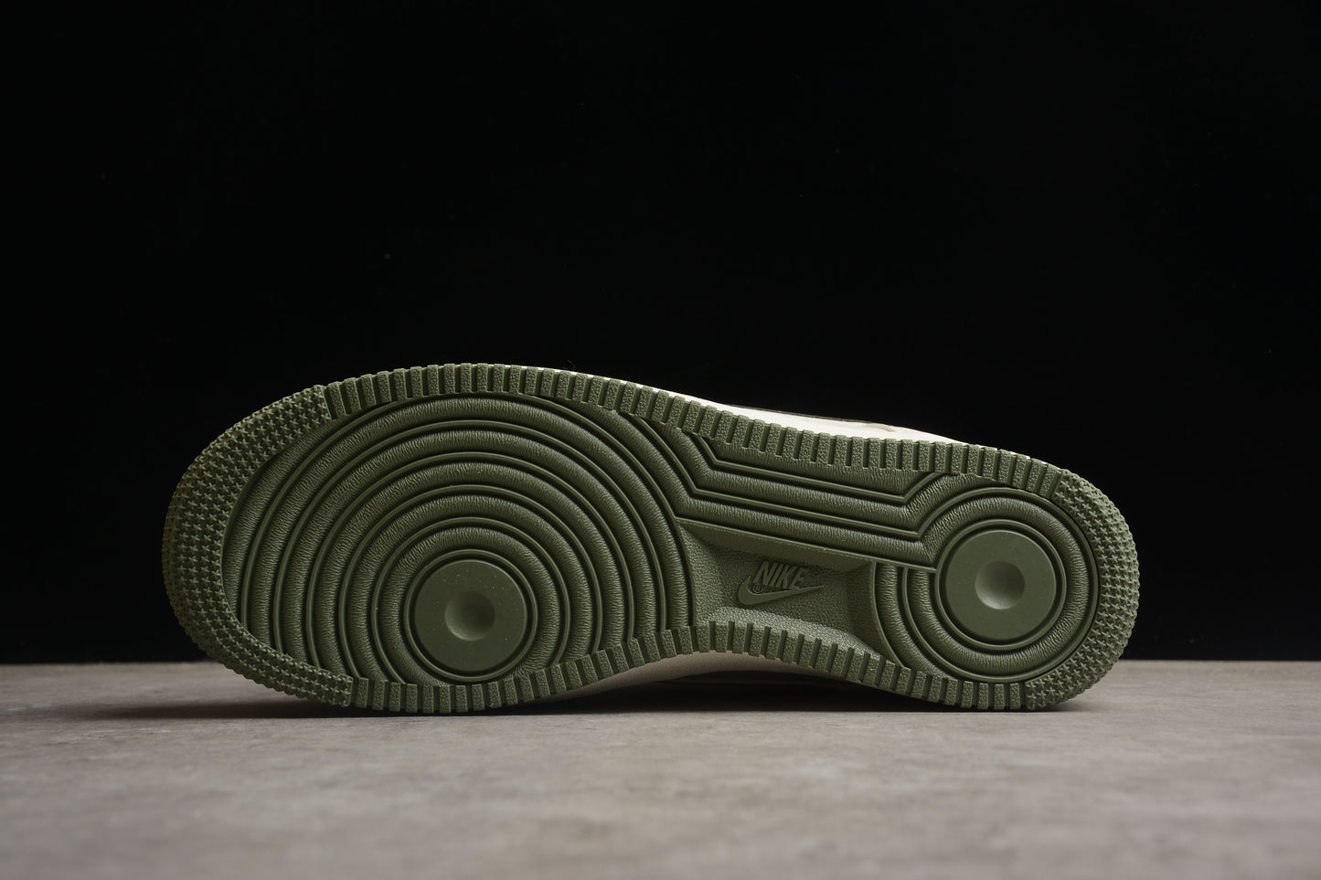 Nike Air Force 1 GL6835-008