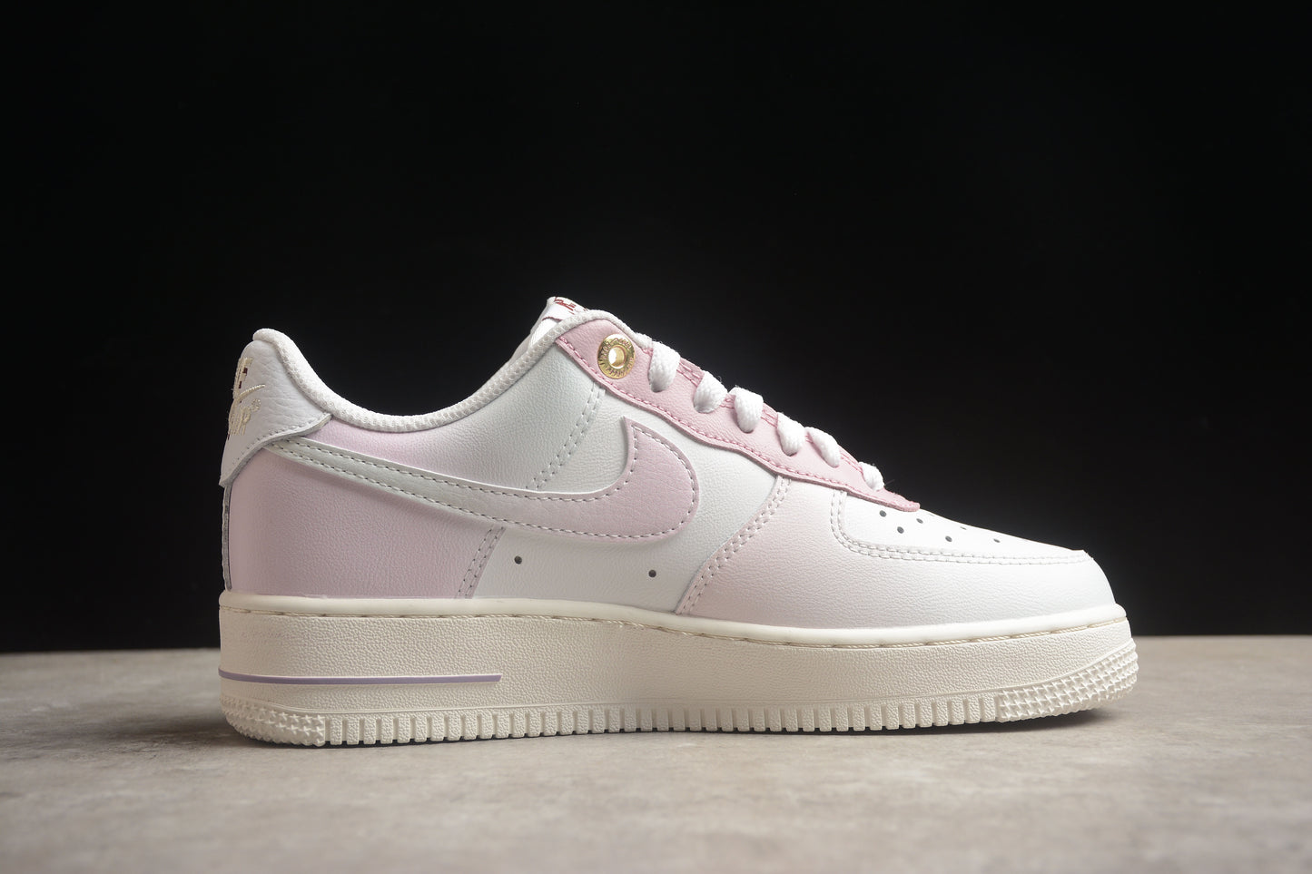 Nike Air Force 1 DZ5616-100