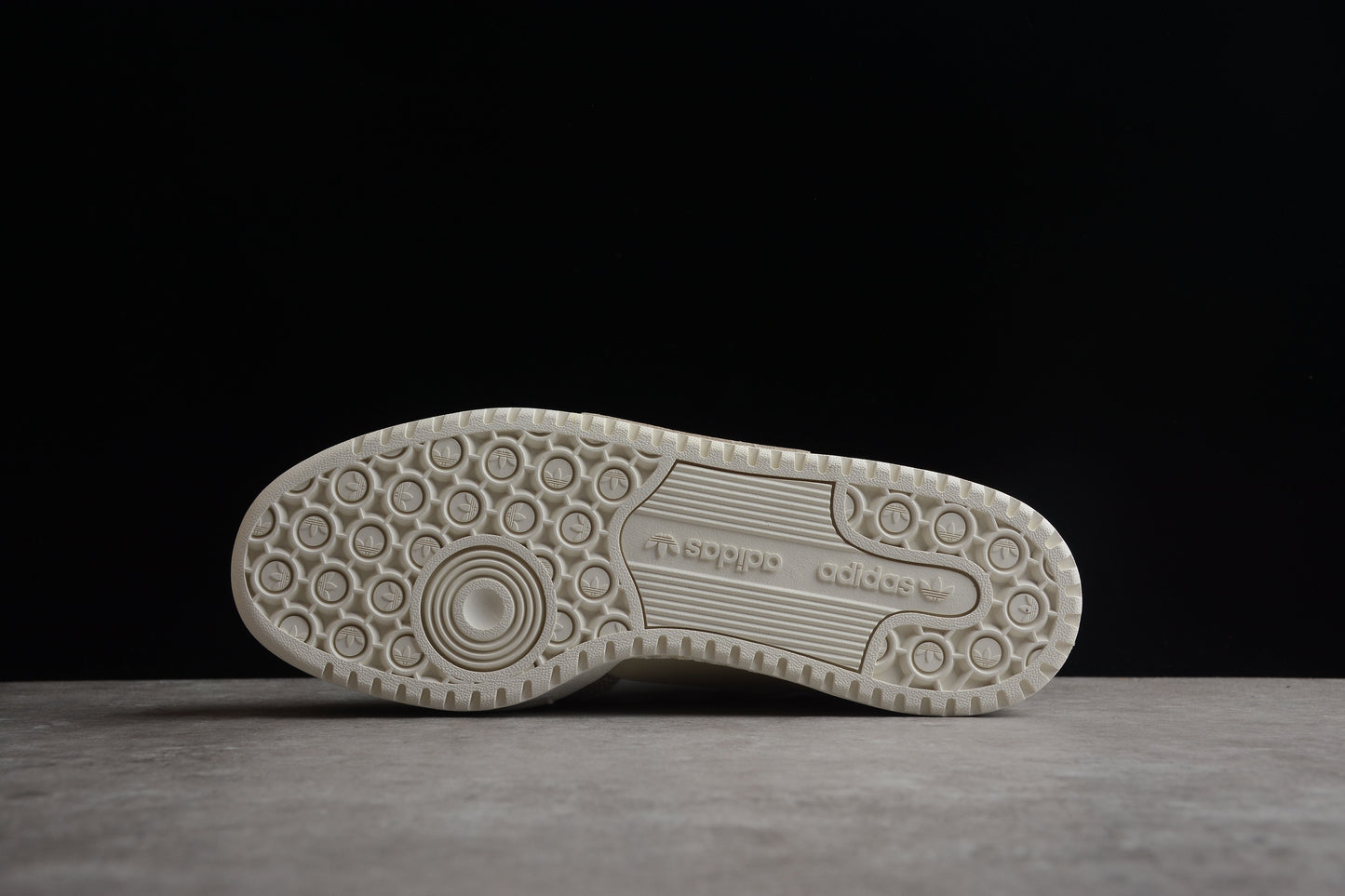 Adidas Forum 84 Low GX2159