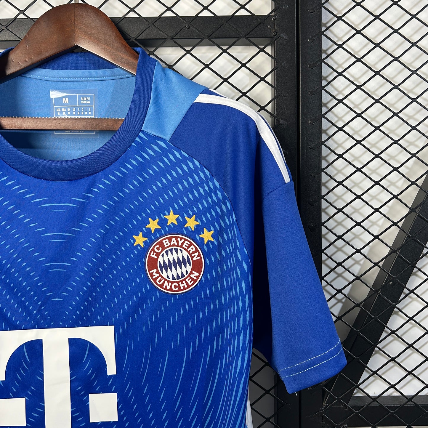 Bayern Munich 2025/26 Home Portero