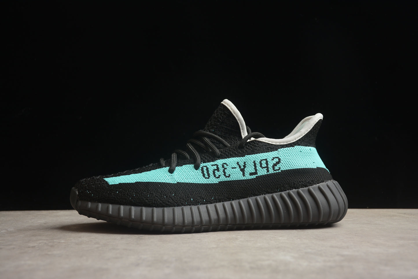 Adidas Yeezy Boost 350V2 TF1382