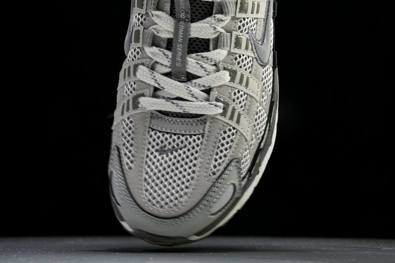 Nike P-6000 FN6837-012