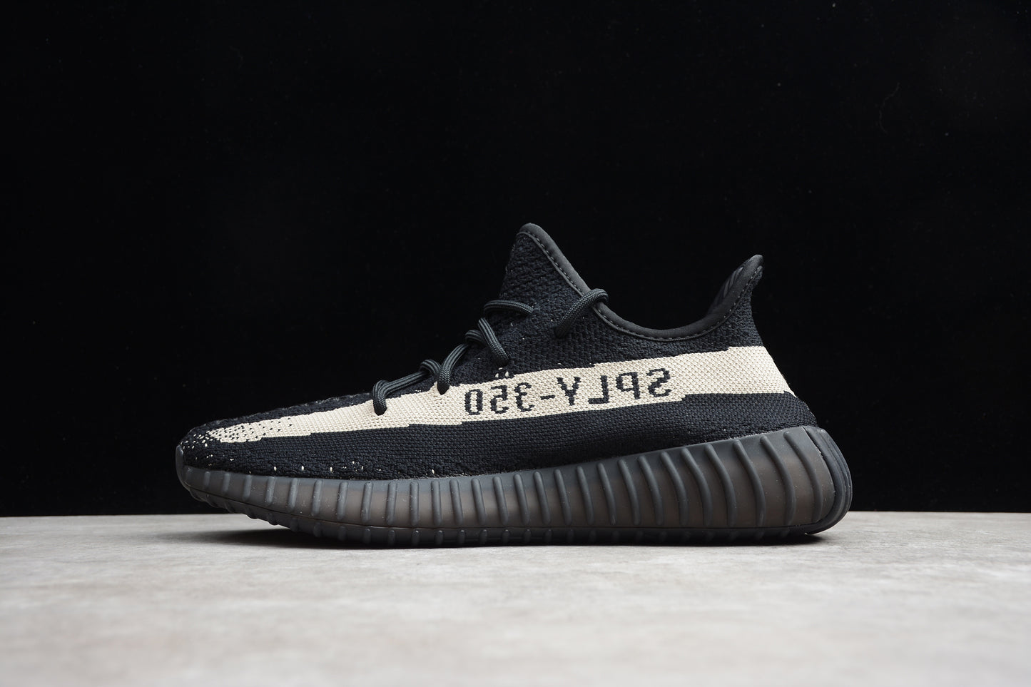 Adidas Yeezy Boost 350V2 BY1604