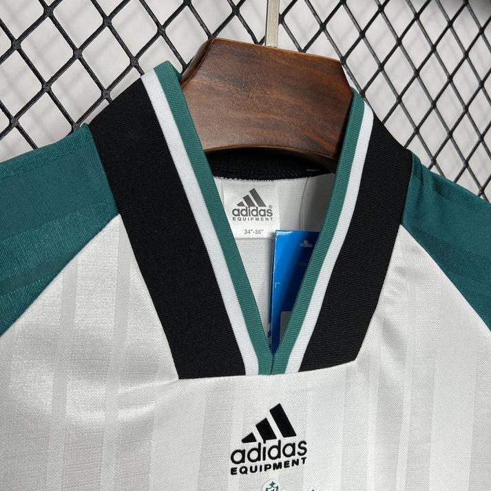 Liverpool retro 1993/95 Away