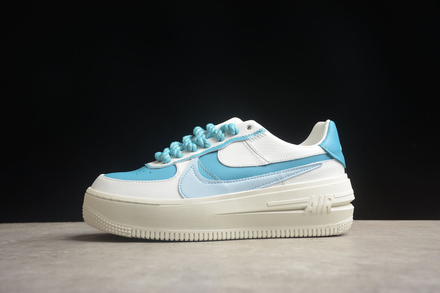 Nike Air Force 1 DJ9946-111