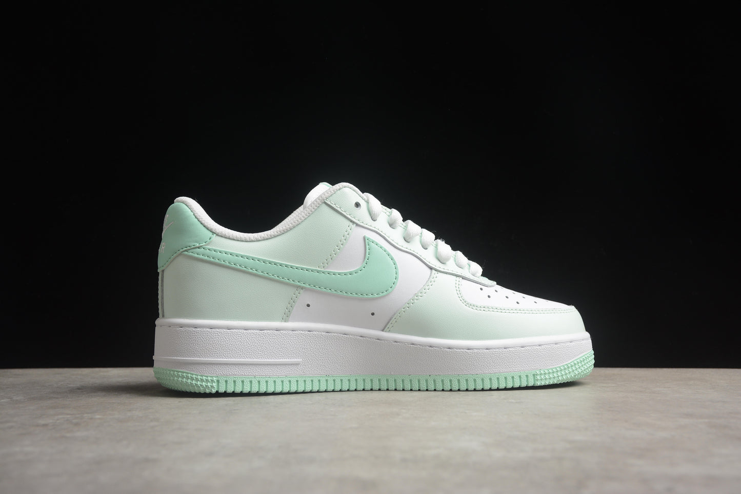Nike Air Force 1 FZ4123-394