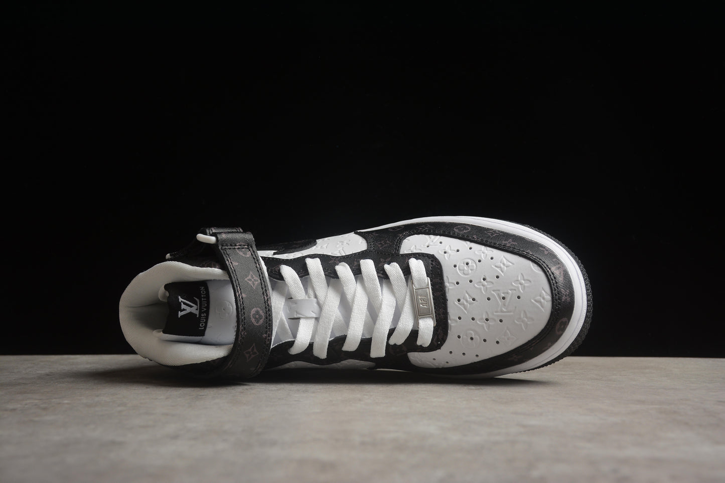 Nike Air Force 1 DV0688-400
