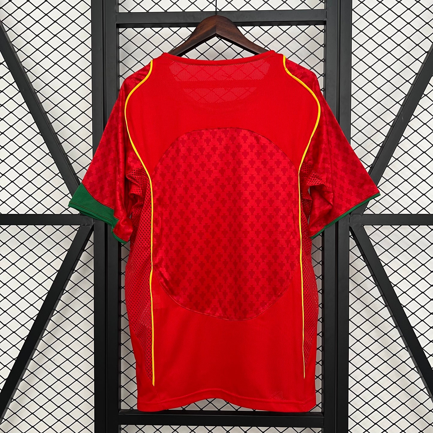 Portugal retro 2004 Home