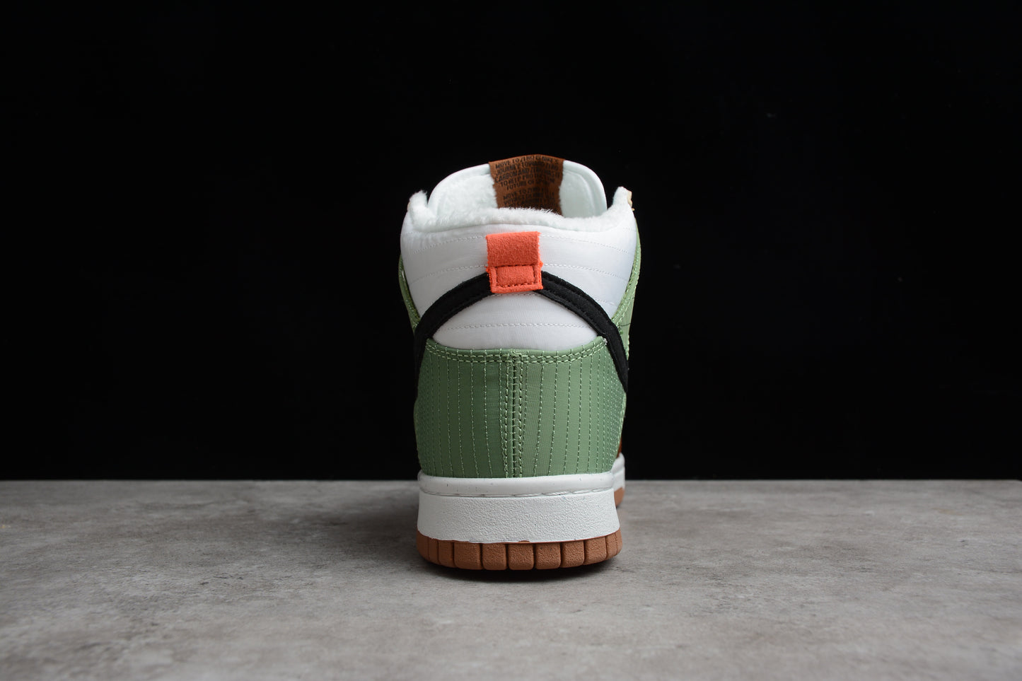 Nike Dunk High DN9909-100