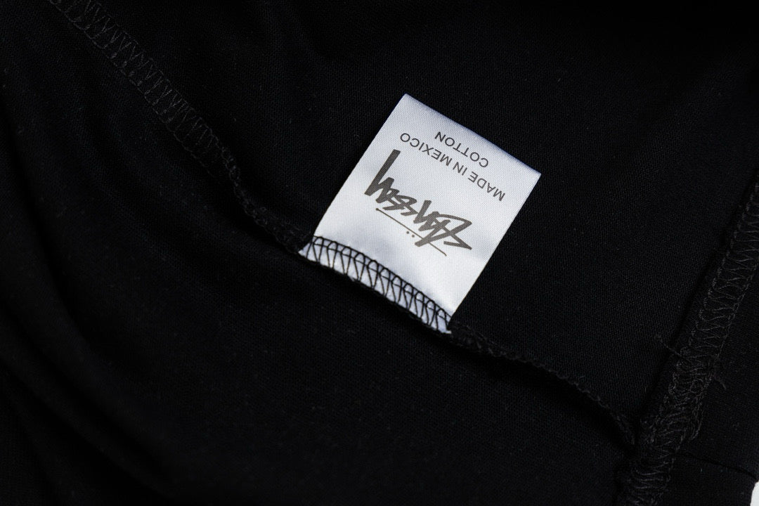 Camiseta Stussy grafiti
