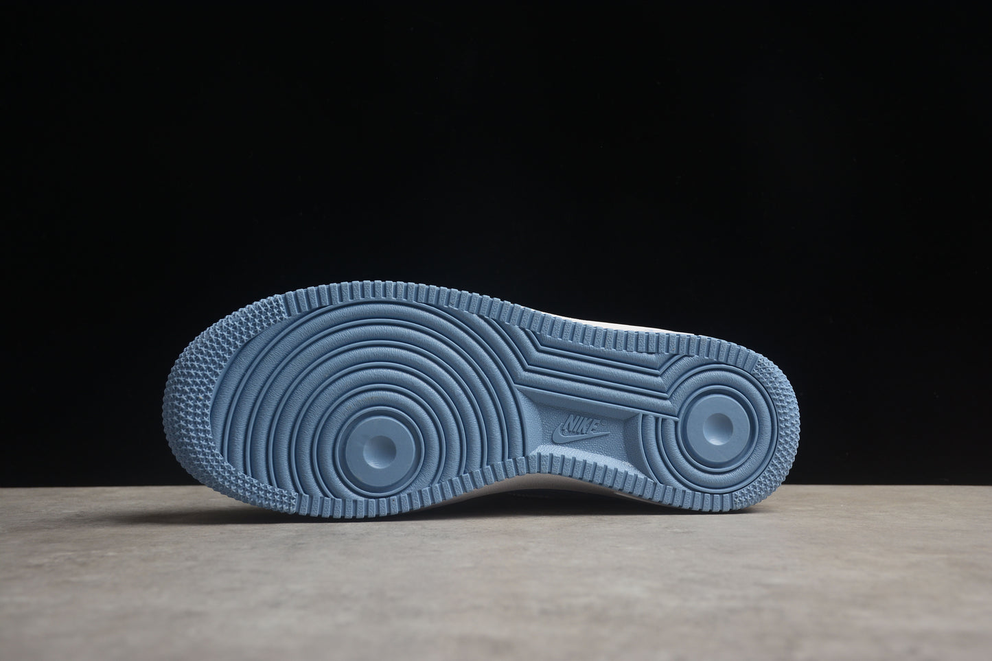 Nike Air Force 1 CN2873 102