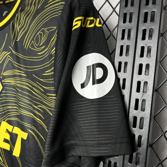 Wolverhampton 2024/25 Away