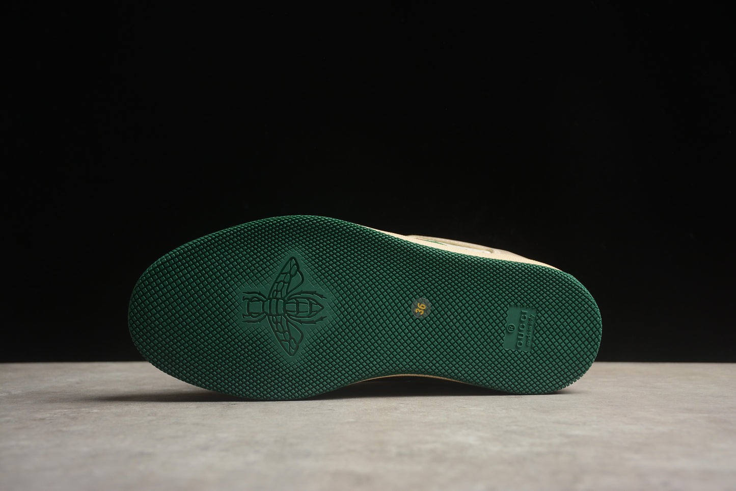 Gucci Chunky B Screener GG verde