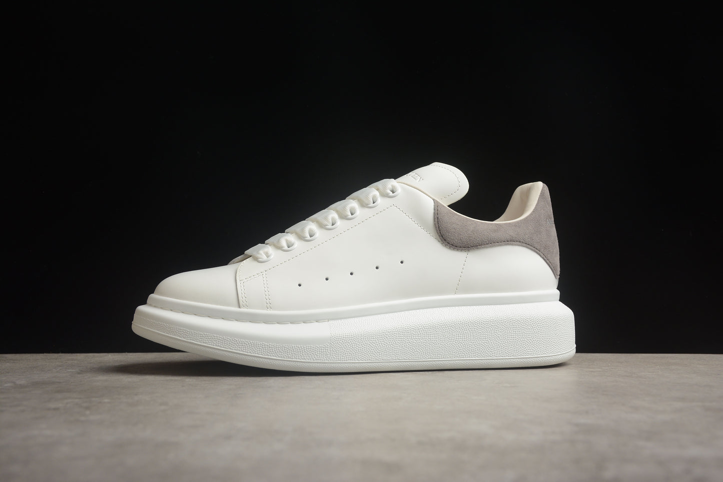 Alexander McQueen 17