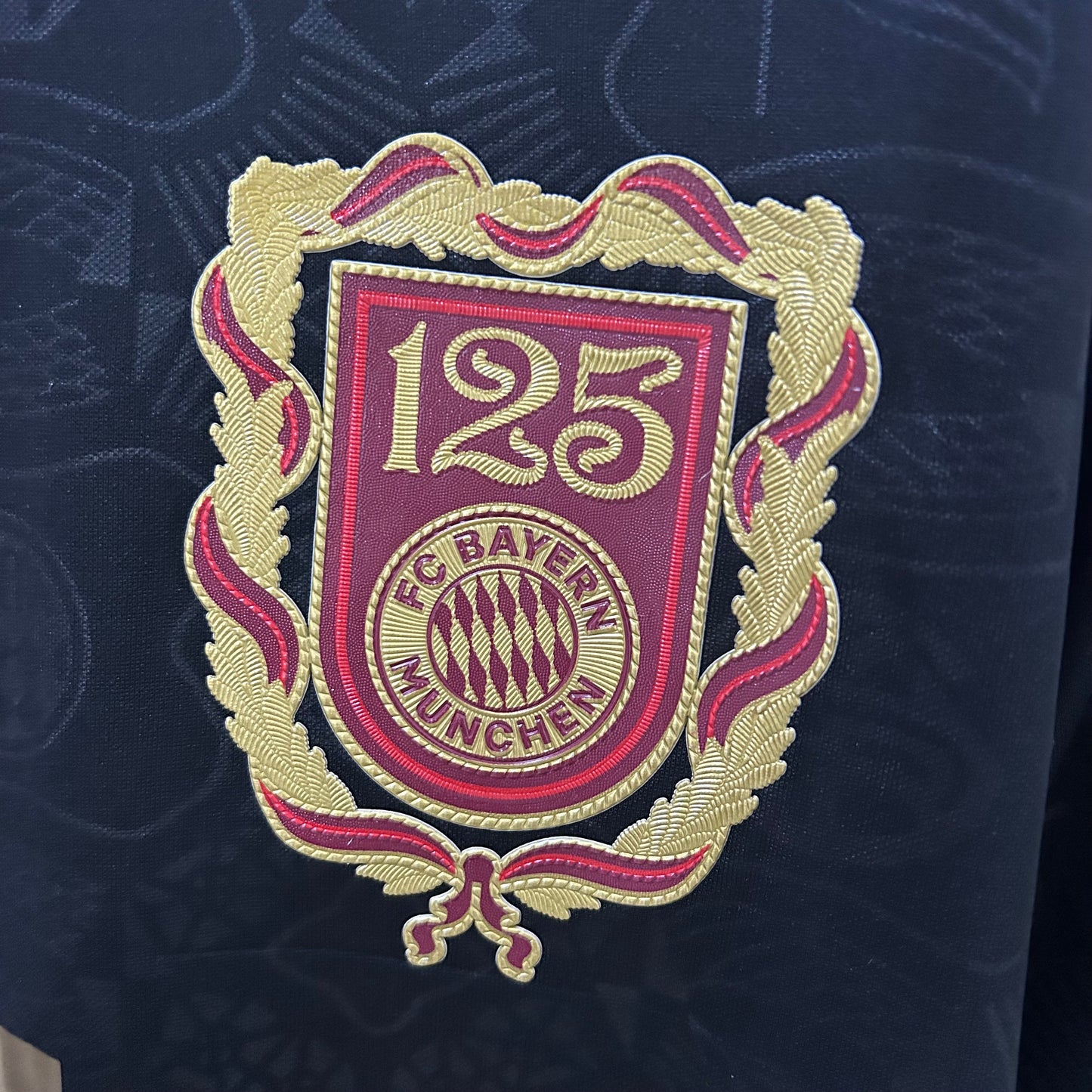 Bayern Munich 2025/26 125 aniversario