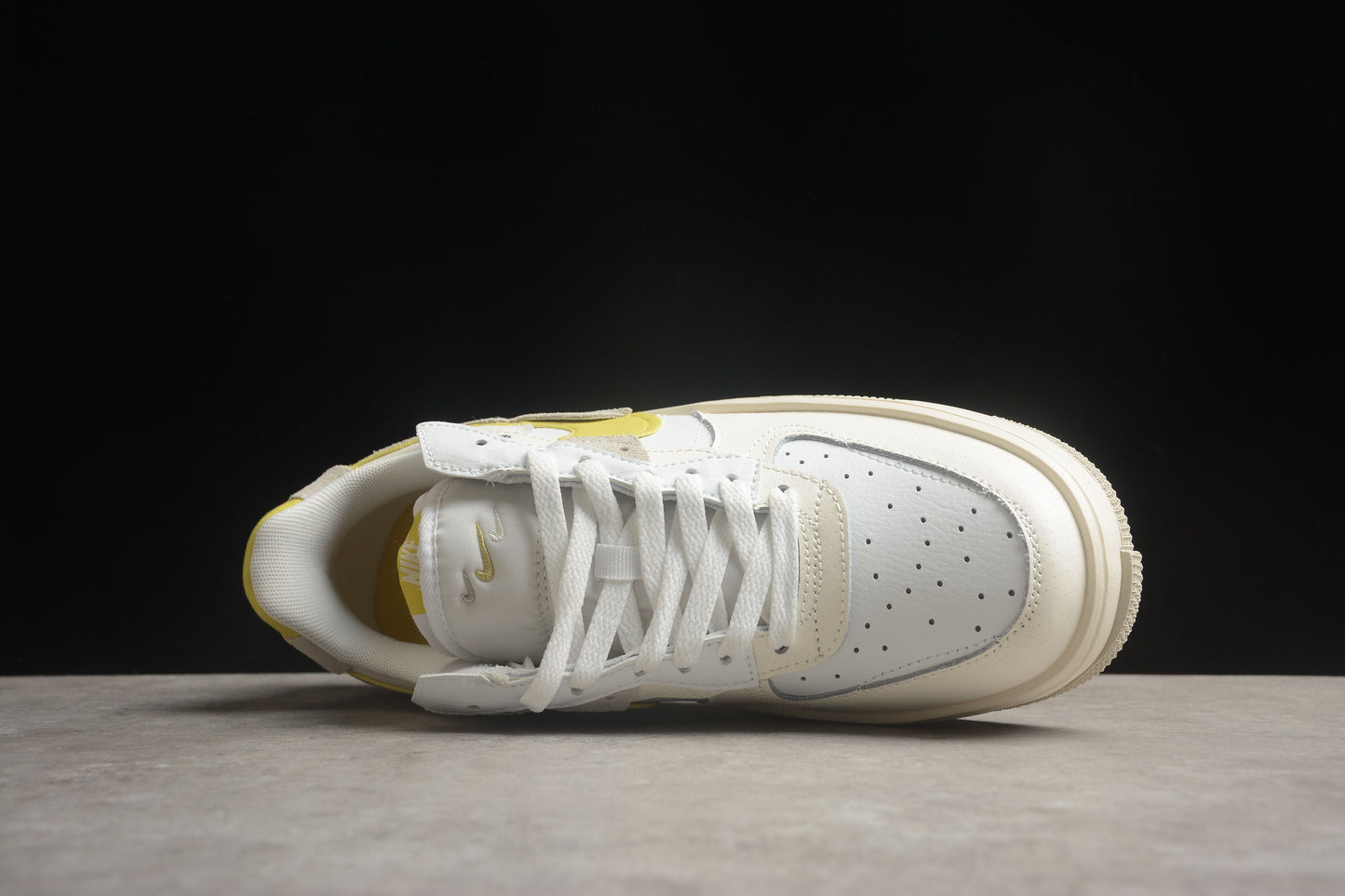 Nike Air Force 1 DV6984-100