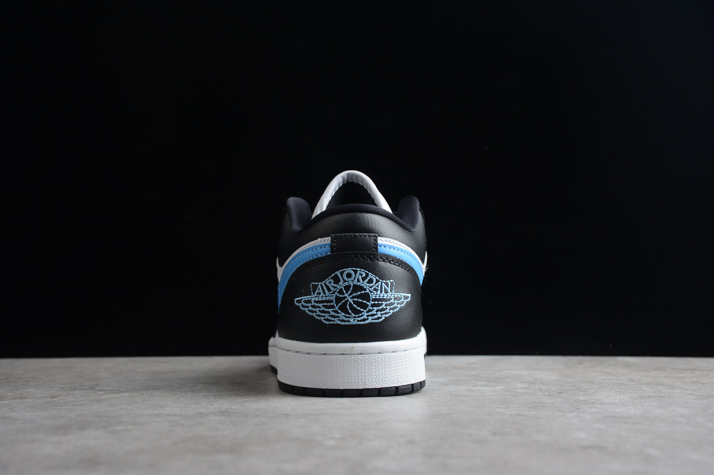 Nike Air Jordan 1 Low DC0774-041