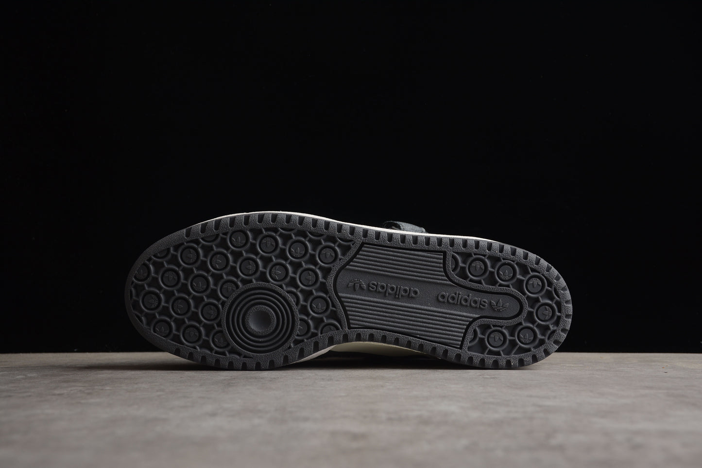 Adidas Forum 84 Low HQ6335