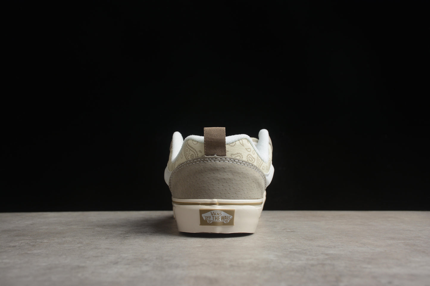 Vans Classics Knu Skool Beige cuadrito