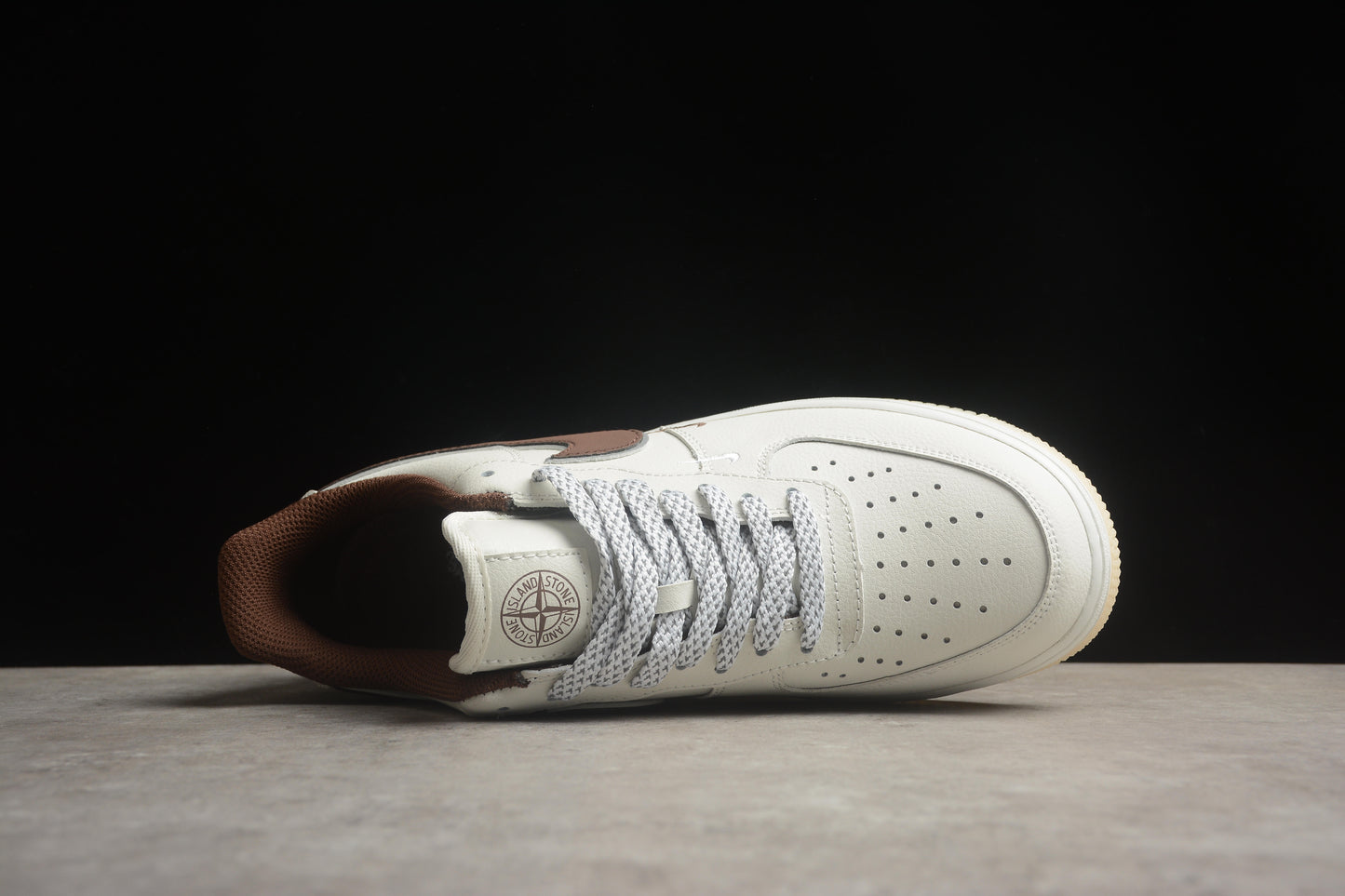Nike Air Force 1 SL 240444