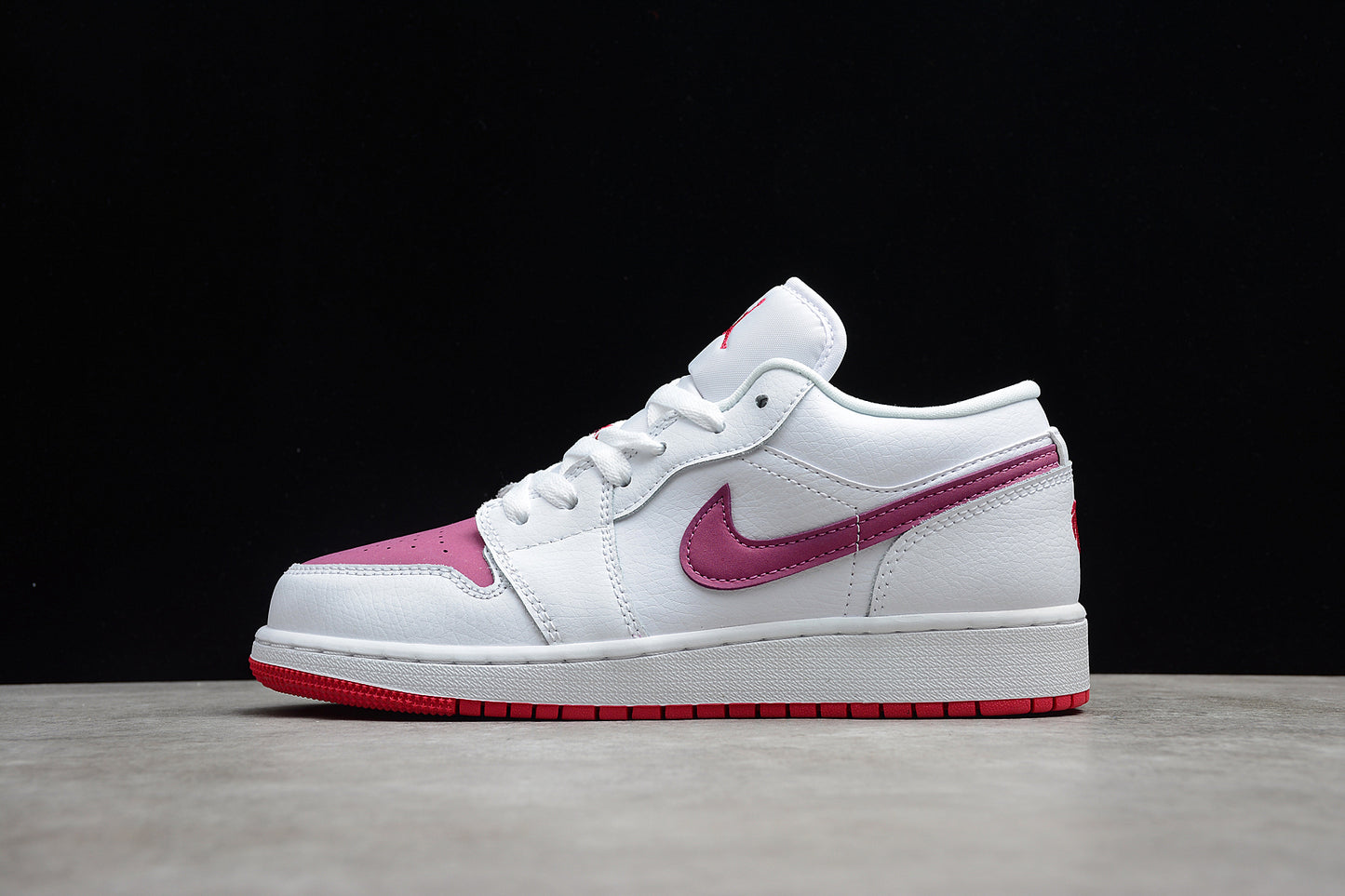 Nike Air Jordan 1 Low 554723-161