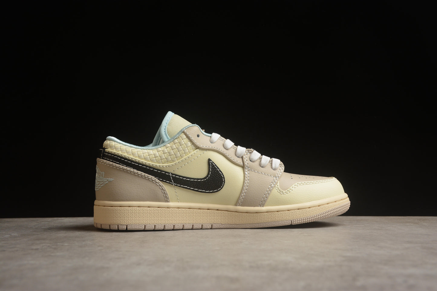 Nike Air Jordan 1 Low HQ3440-101