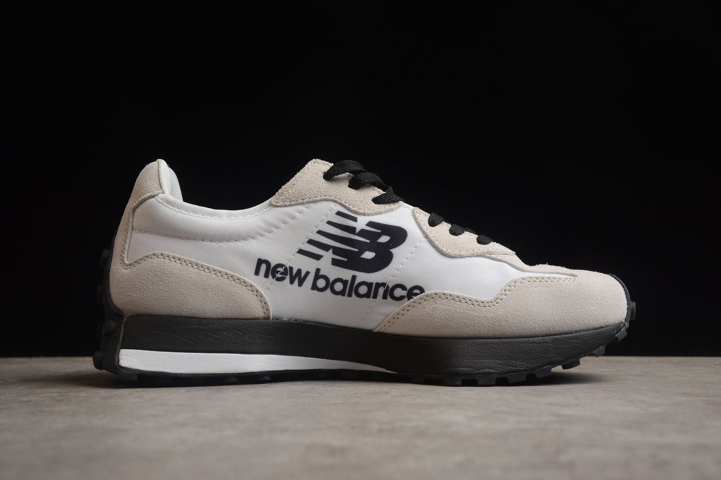 New Balance MS327 MS327BW1