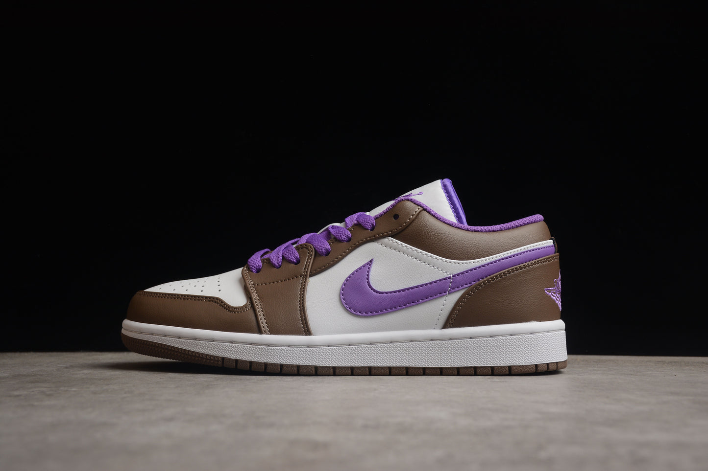 Nike Air Jordan 1 Low 553558-215