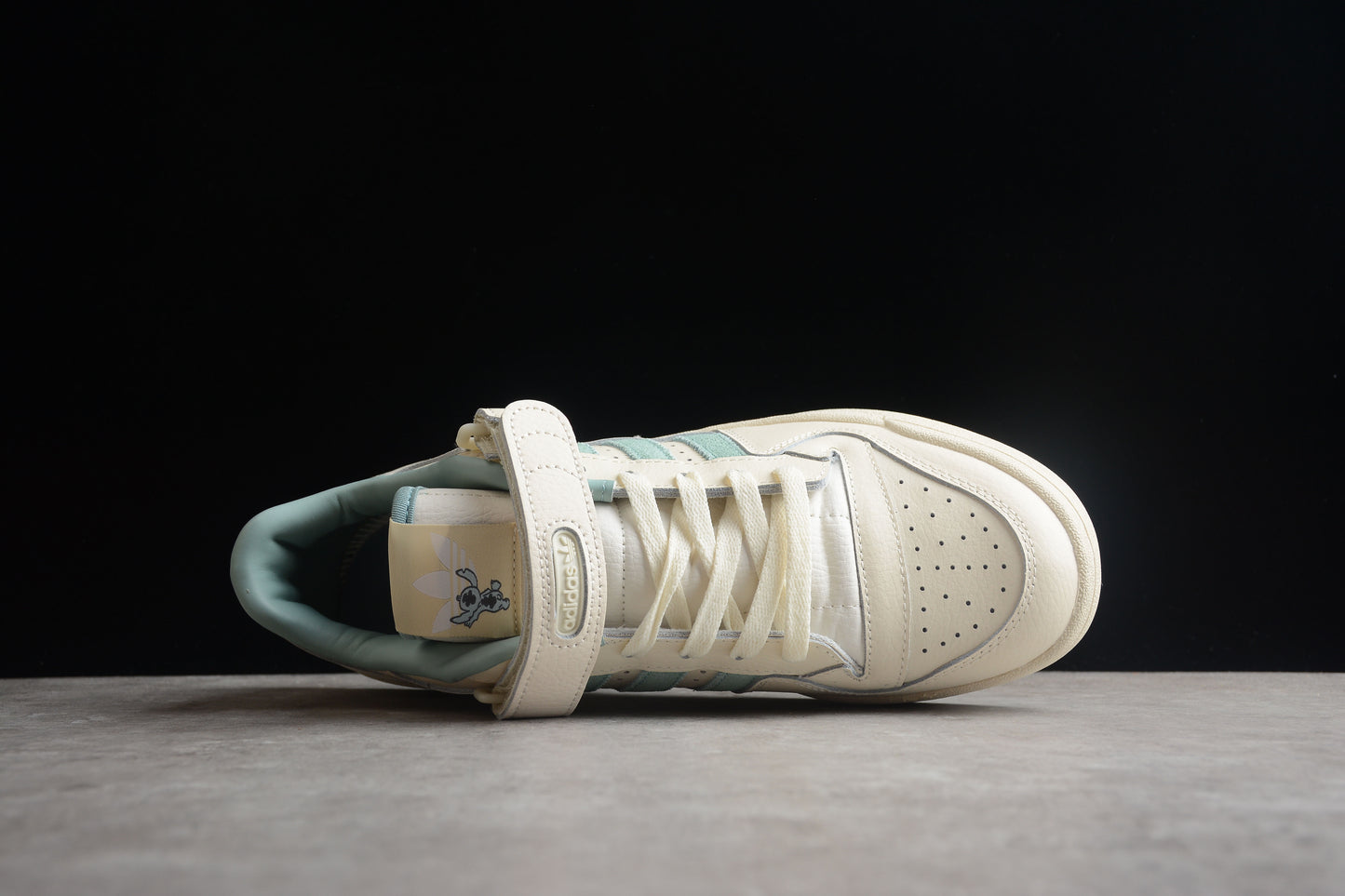 Adidas Forum 84 Low HQ6374