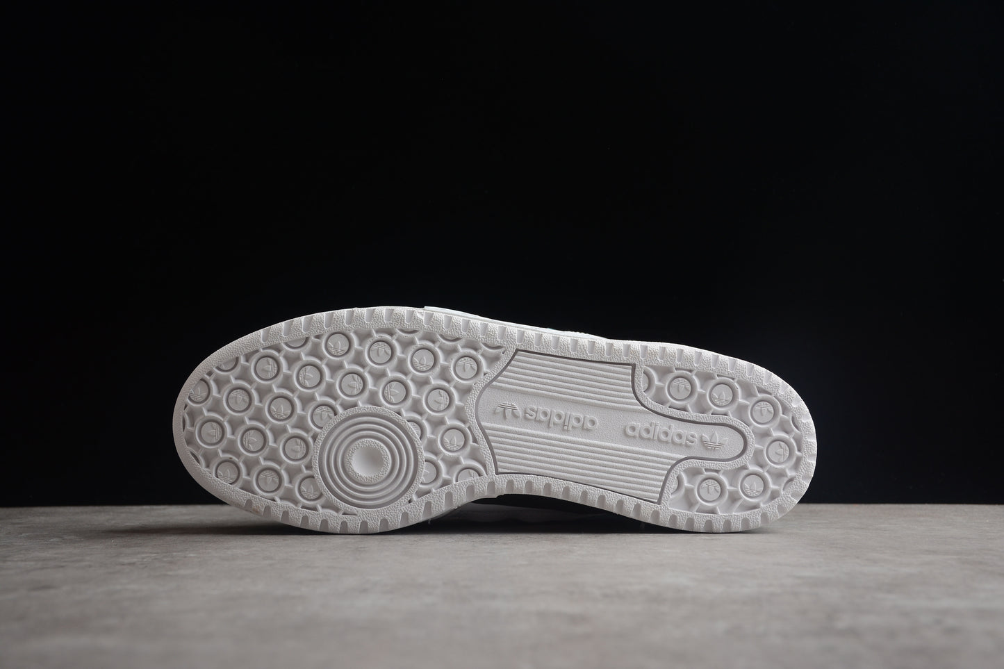 Adidas Forum 84 Low GZ5390