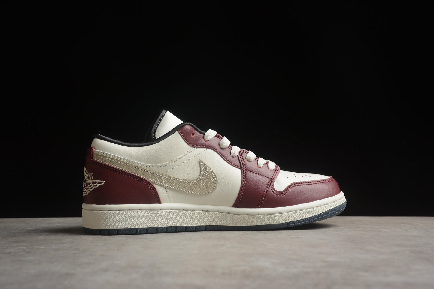 Nike Air Jordan 1 Low FJ5735 100