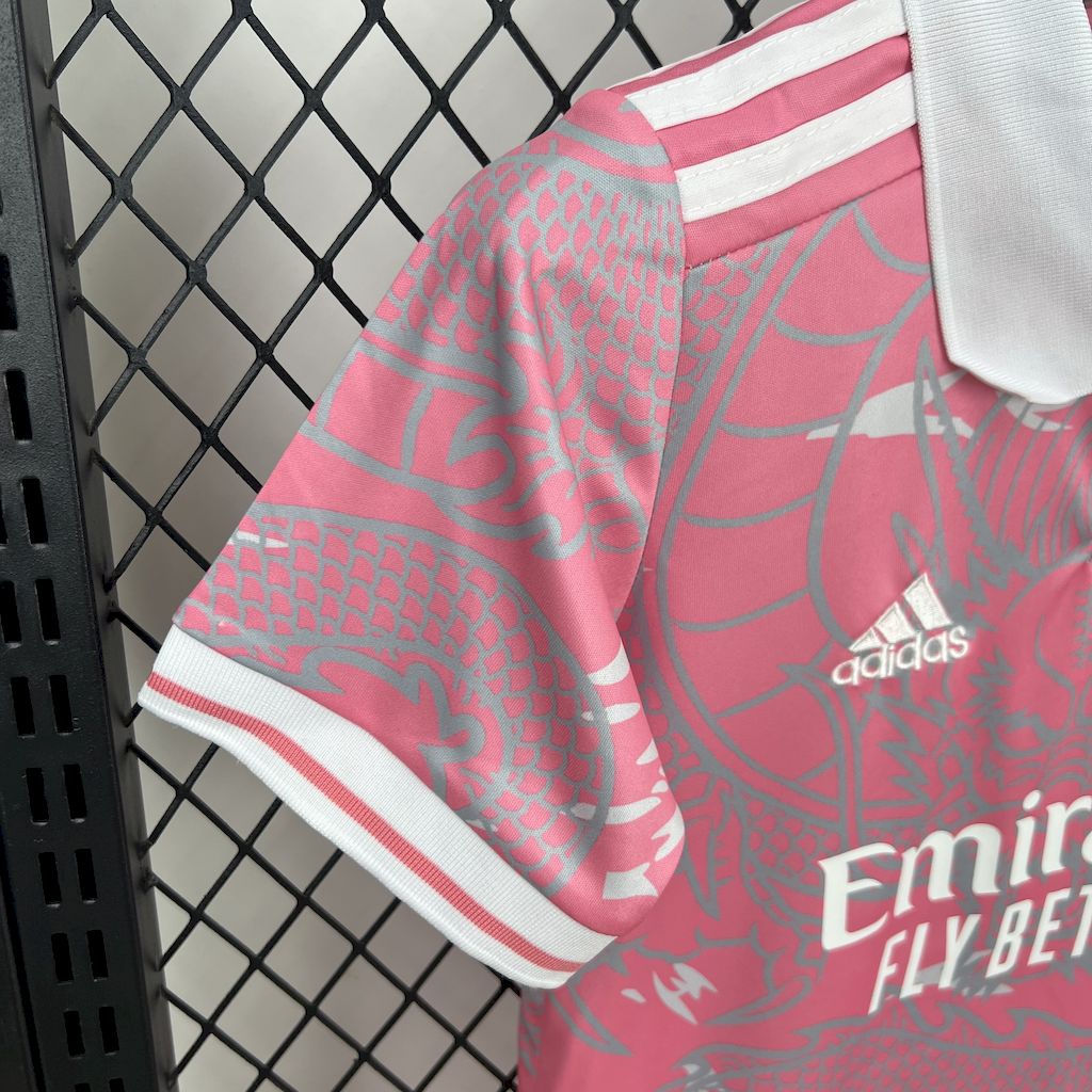Real Madrid 2023/24 Dragón Rosa