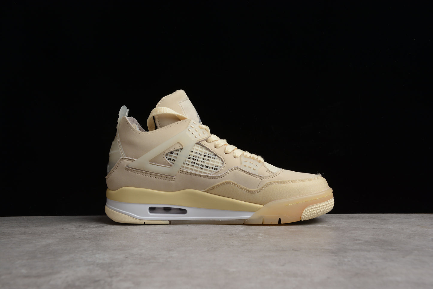 Air Jordan 4 Retro CV9388-100