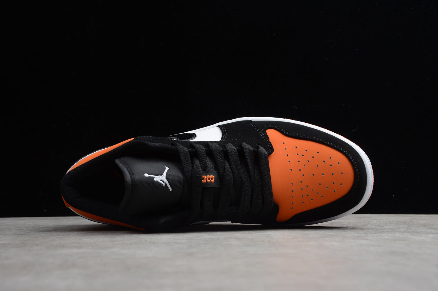 Nike Air Jordan 1 Low 553558-128