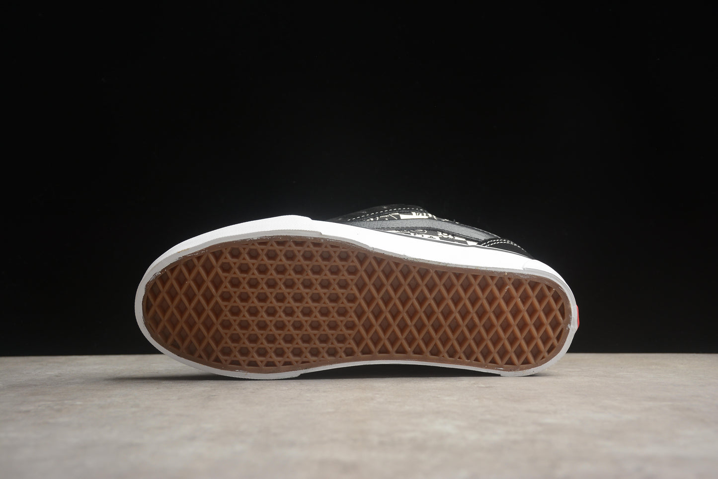 Vans Classics Knu Skool Negra Blanca