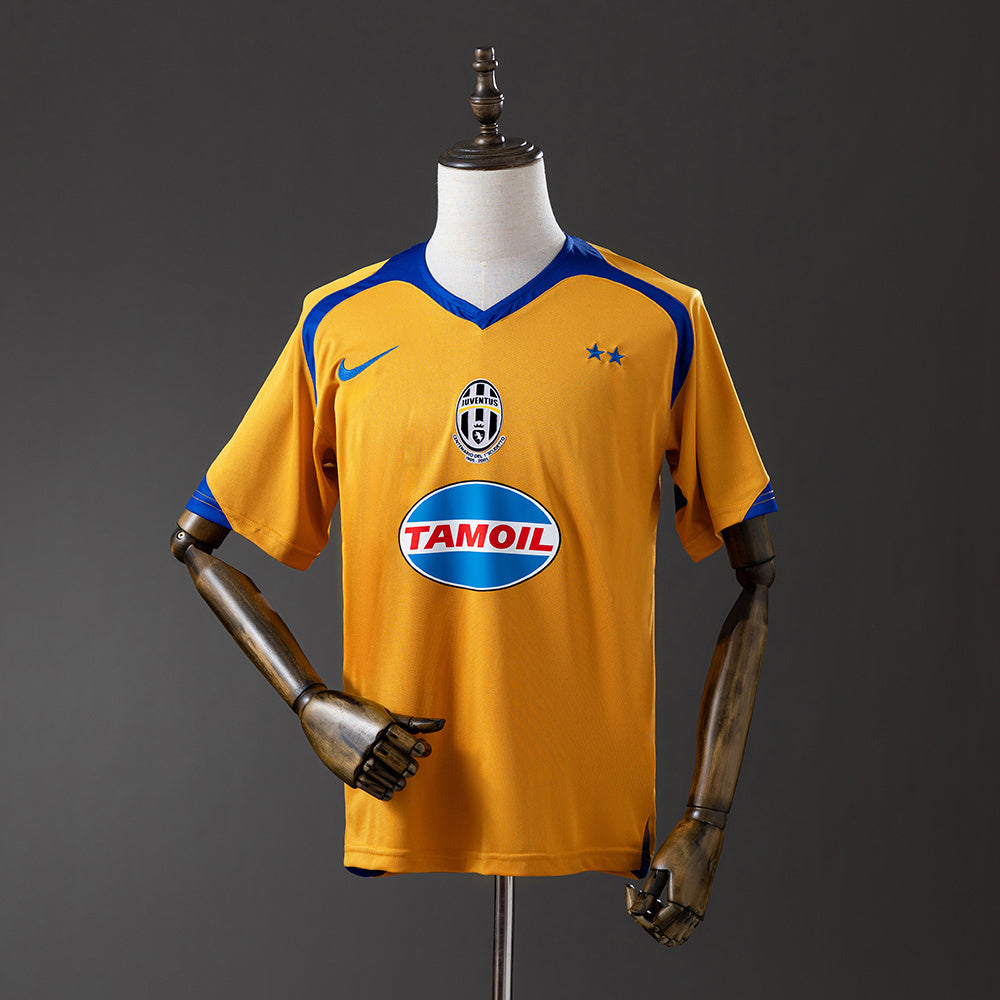 Juventus retro 2005/06 Third